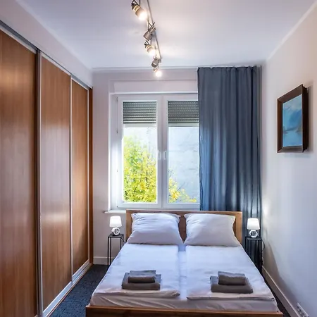 Kosciuszki Apartment *